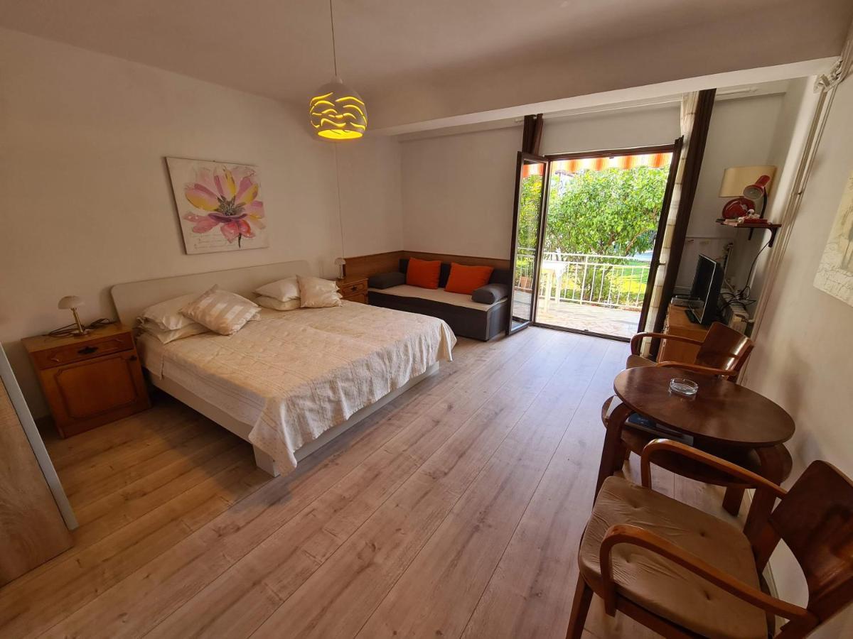 Apartments Ana Медулин Екстер'єр фото