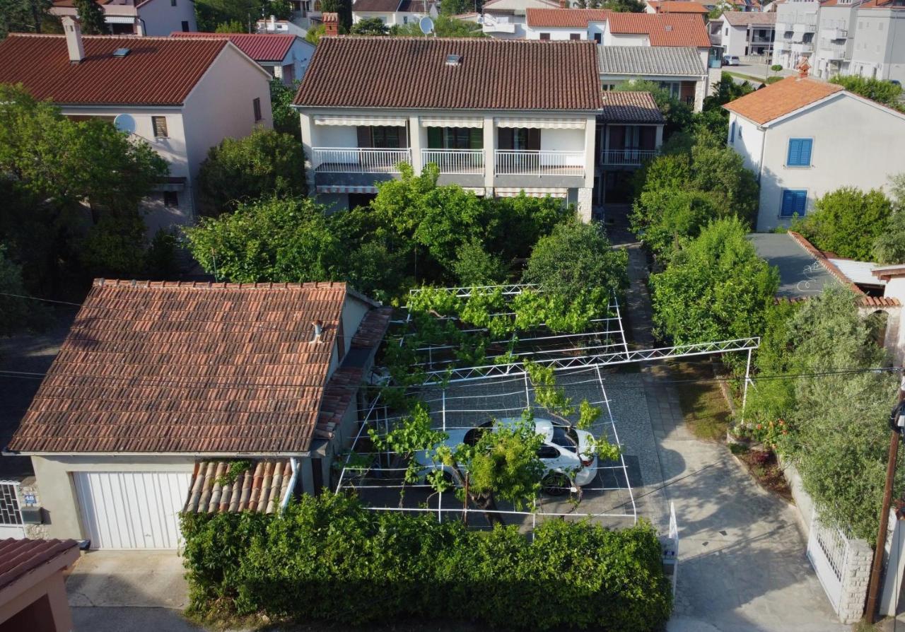 Apartments Ana Медулин Екстер'єр фото