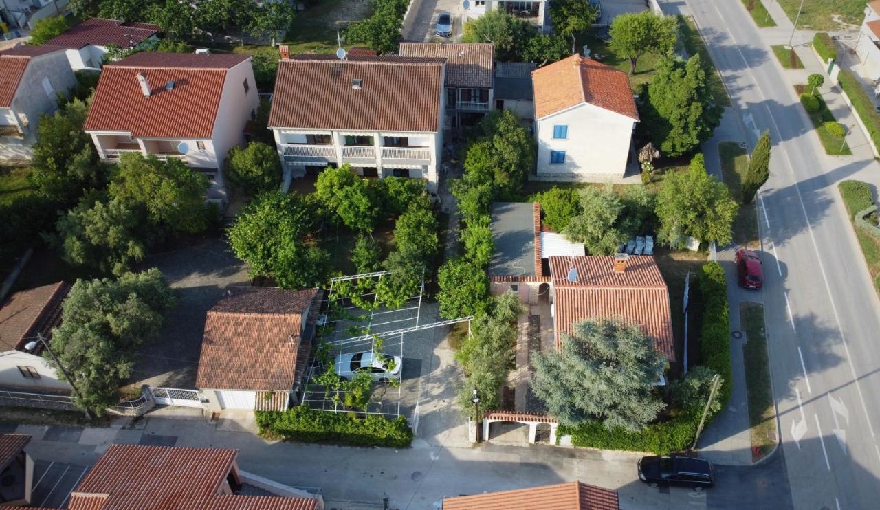 Apartments Ana Медулин Екстер'єр фото